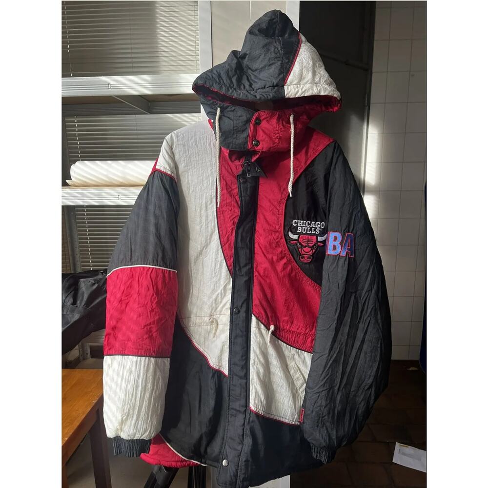 NBA Chicago Bulls Vintage Coat Size XL